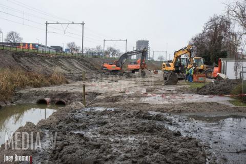 Bij Vlaardingen is deze week de talud weggezakt